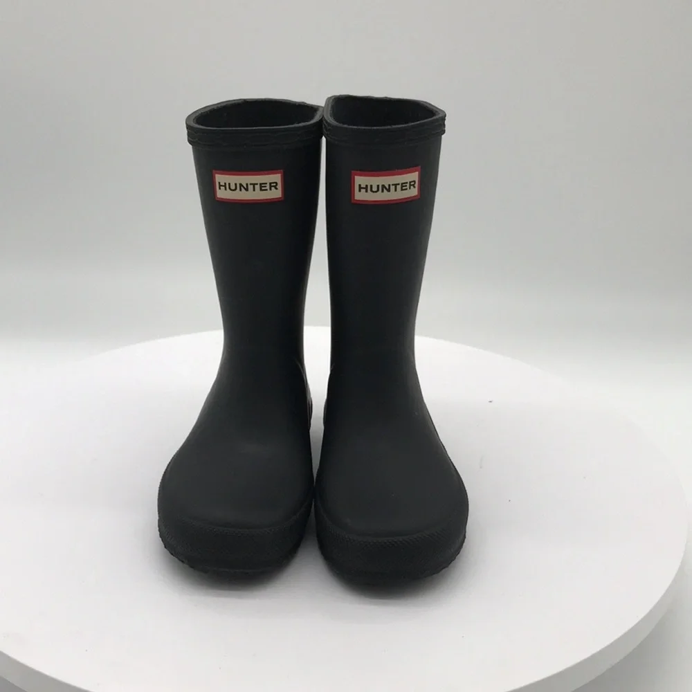Hunter kids boots size 10 US